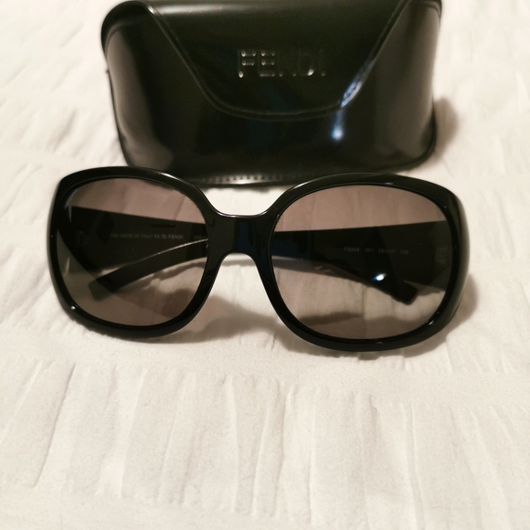Fendi Accessories - Fendi Sunglasses
